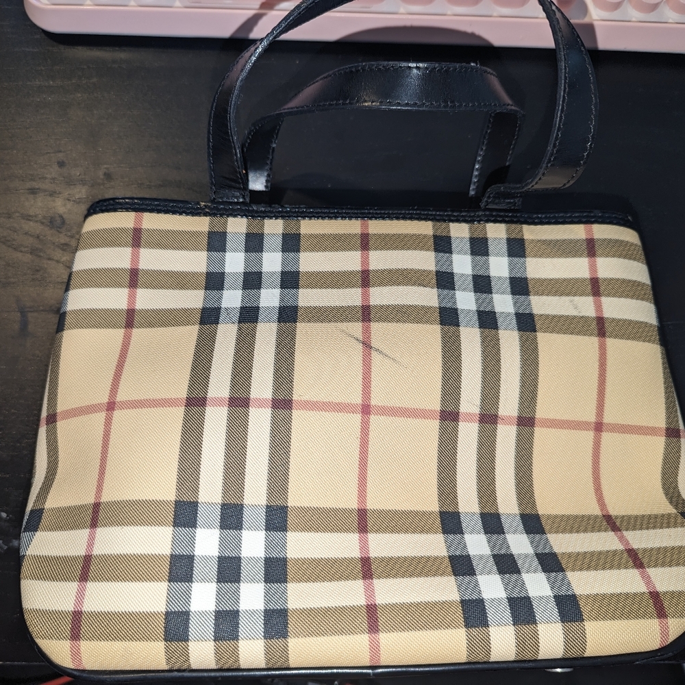 Burberry handbag - Picture 4 of 11